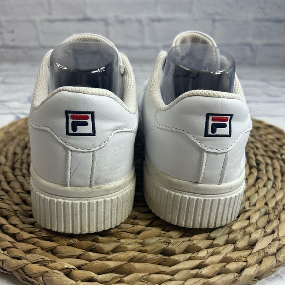 Fila Women's Classic White Leather Fashion Sneakers. Size 8. - Picture 5 of 10